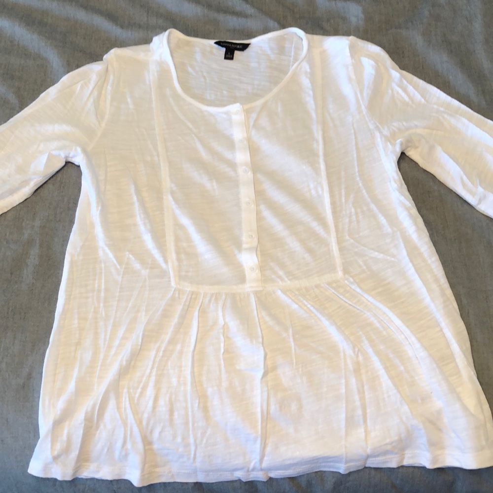 Banana Republic Tunic Style shirt. Sized Large.